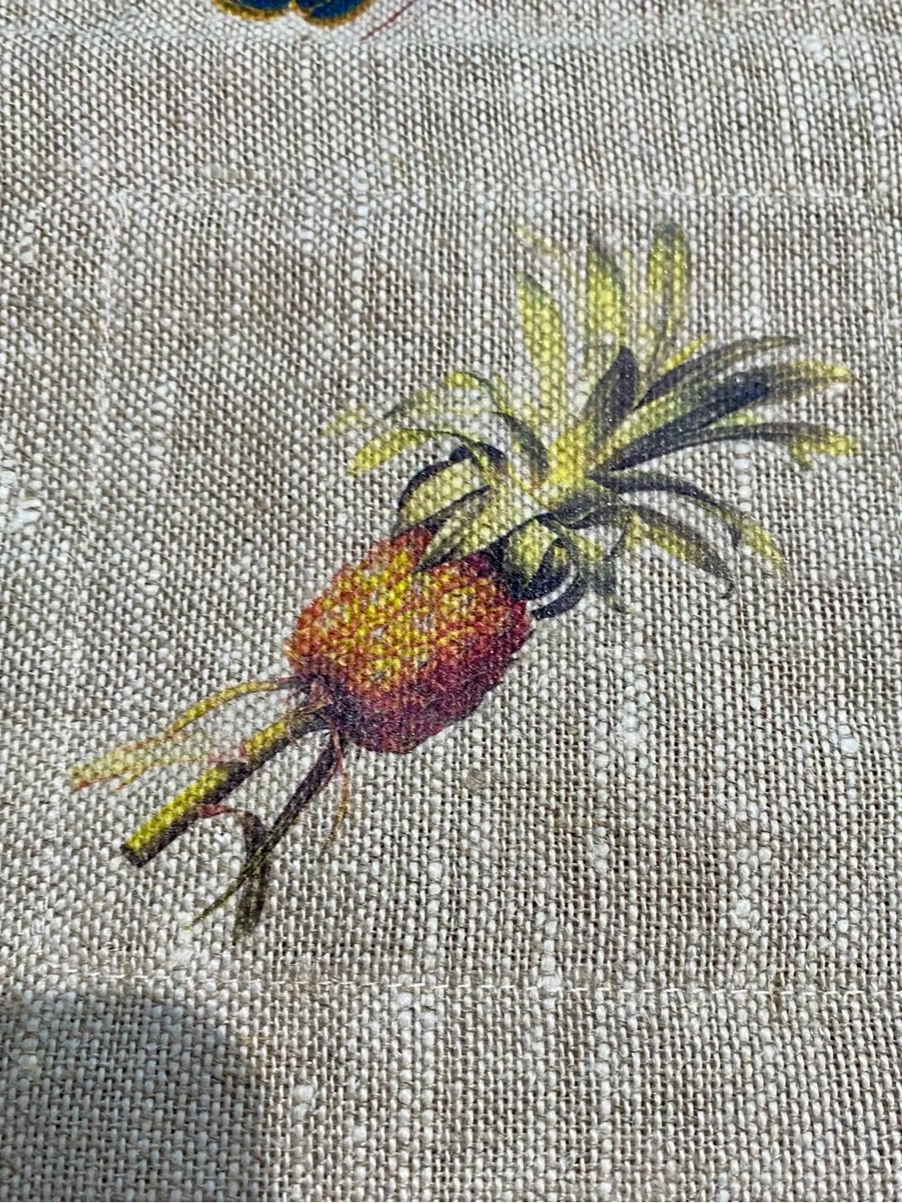 Six Coasters of 100% Linen. Hand sewn. Made in Russia, Pineapple & Lobster. NIB